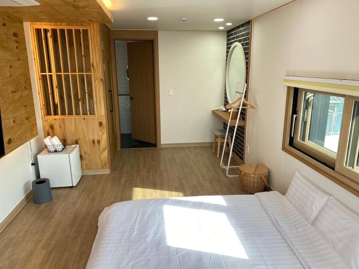 38Th Street Guesthouse Mokpo Esterno foto