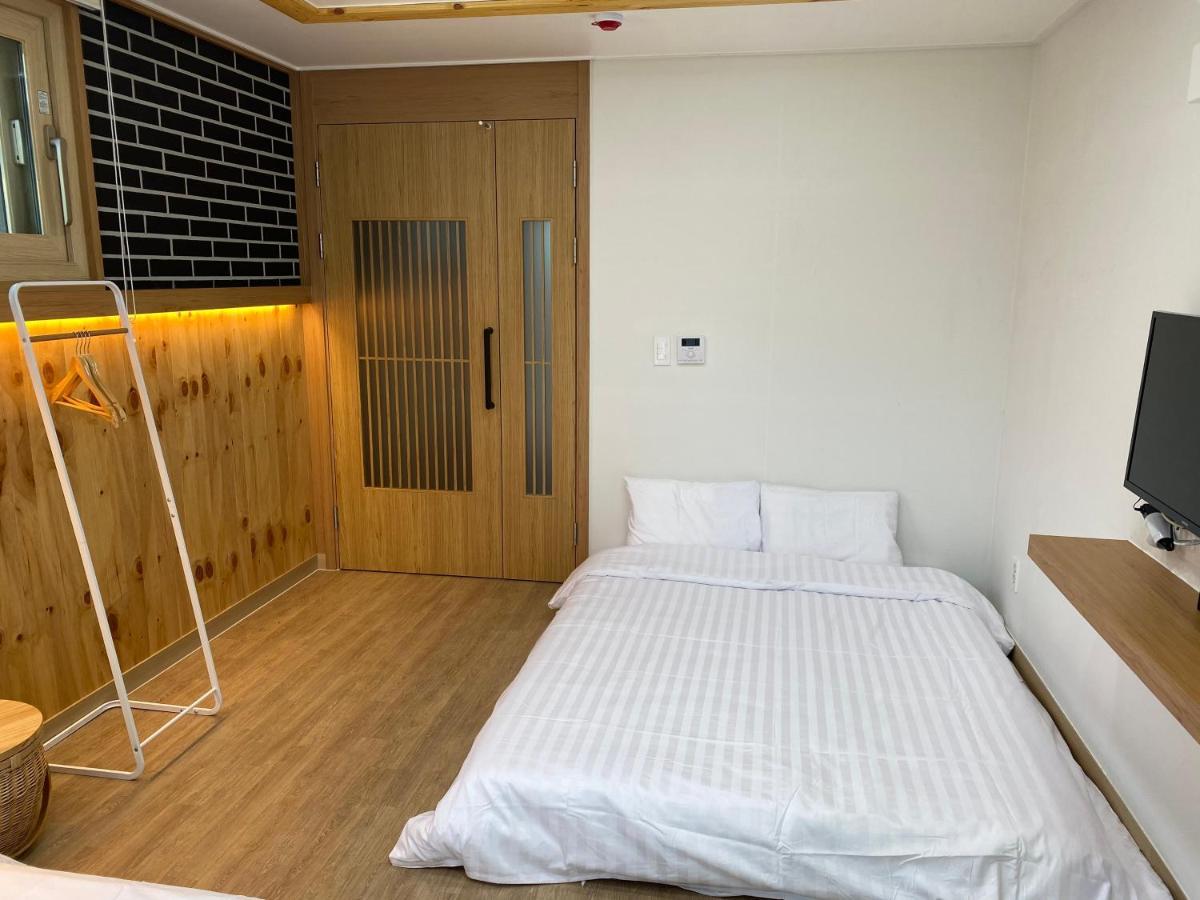 38Th Street Guesthouse Mokpo Esterno foto