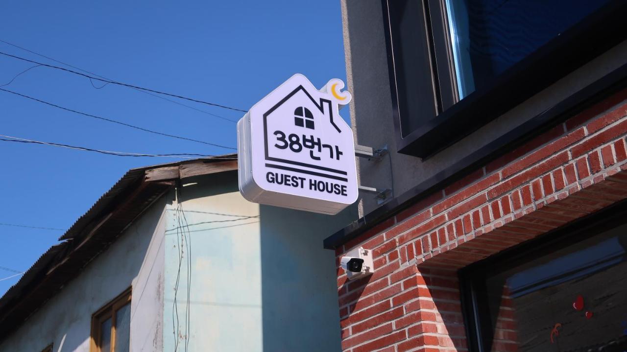 38Th Street Guesthouse Mokpo Esterno foto